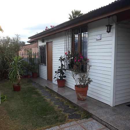 Residencial Praga Hostel ซานติอาโก ภายนอก รูปภาพ