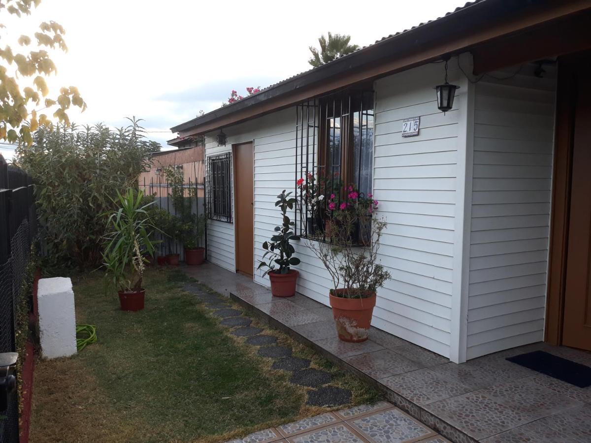 Residencial Praga Hostel ซานติอาโก ภายนอก รูปภาพ
